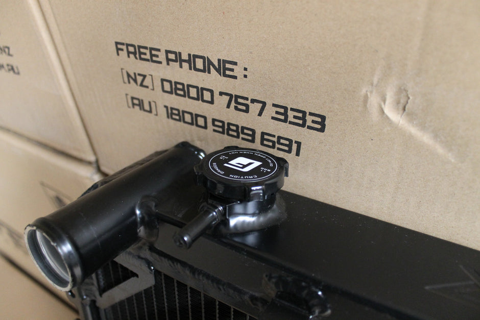Toyota Hilux Surf KZN130 Full Alloy Performance Radiator — TOY2880-FA49A / TOY2880-FA49A-BL — manufacturer detail 9