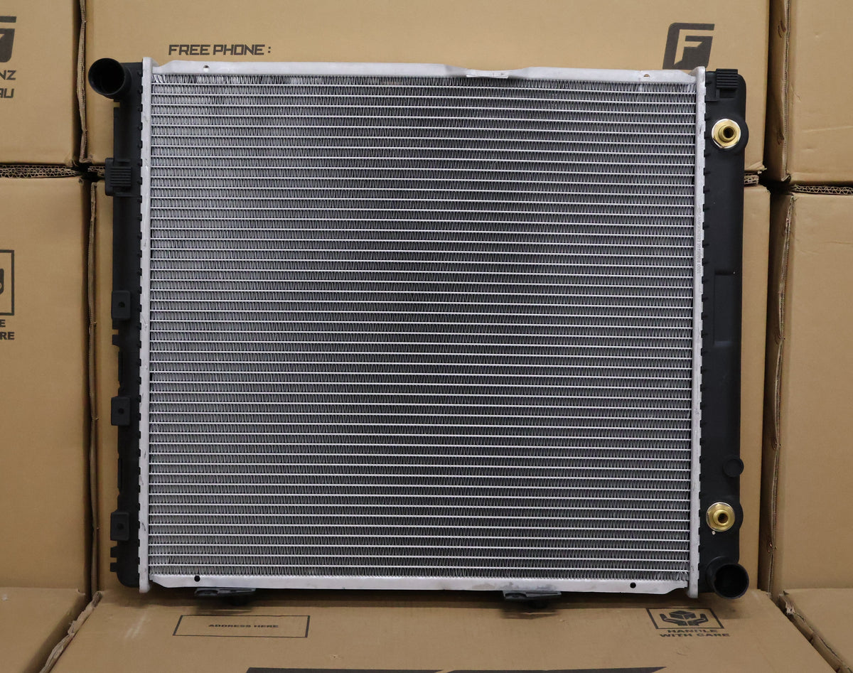 Mercedes Benz E250D W124 Radiator (APR/1985 - JUN/1993) — MER0017-PA40A — manufacturer main image