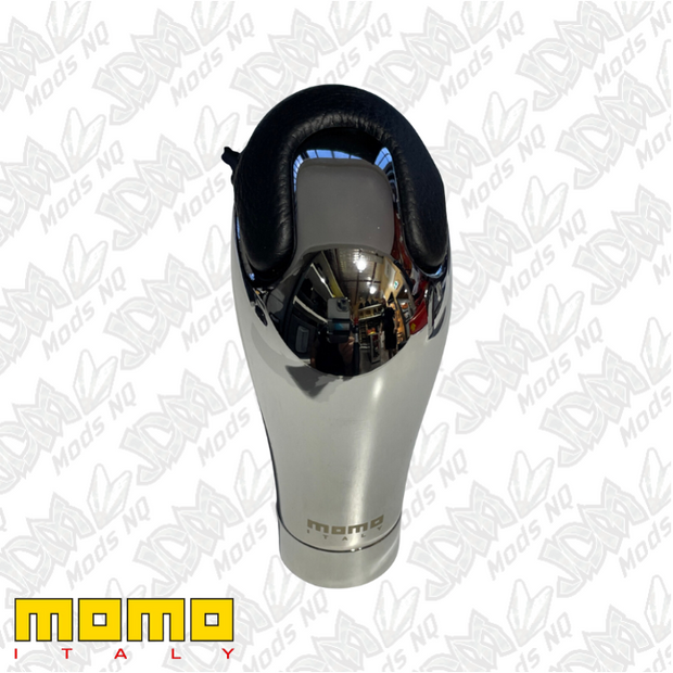Momo Gear Knob Tomawahk Chrome Black Leather