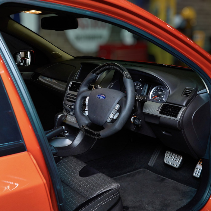 Retro Ford/FPV FG Falcon Steering Wheel Black Leather Black Stitching Carbon Fibre Flat Bottom FG-FB-BLK-ST-CF