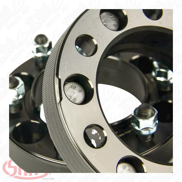 SAAS Wheel Spacers Forged HubCentric 5x114.3 PCD 70.5 Bore 30mm for Ford EA-FG