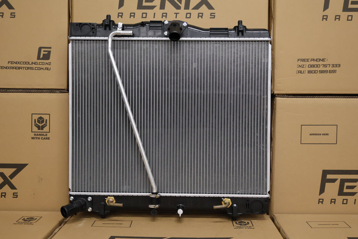 Toyota TRH Hiace Radiator (JAN/2005 - FEB/2015) — TOY3333-PA36A — manufacturer main image