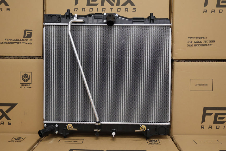 Toyota TRH Hiace Radiator (JAN/2005 - FEB/2015) — TOY3333-PA36A — manufacturer main image