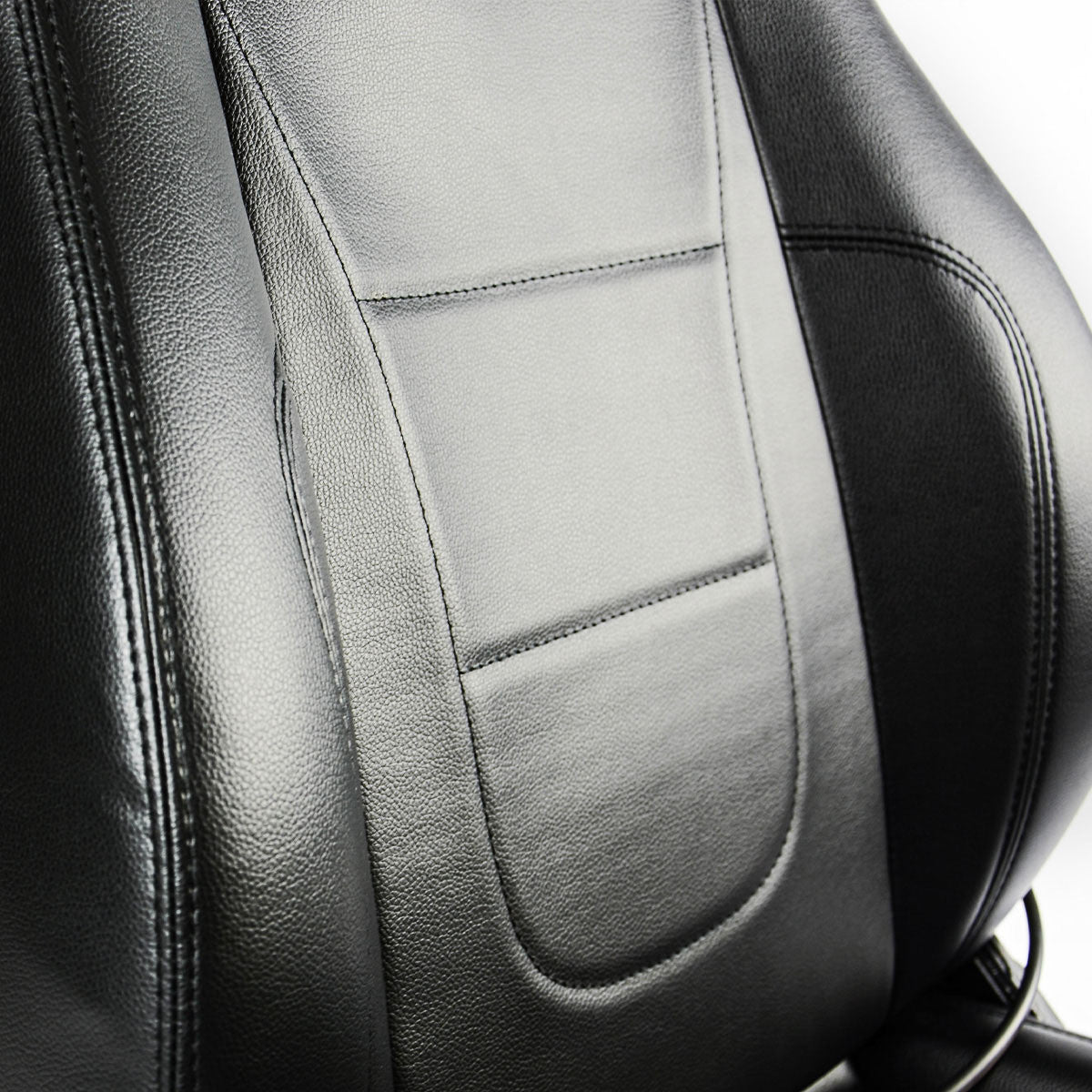 Trax 4x4 Seat Black PU ADR Compliant