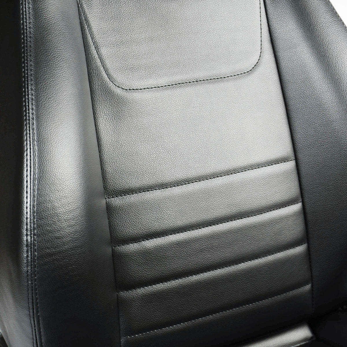 SAAS 4x4 Seat Black PU ADR Compliant