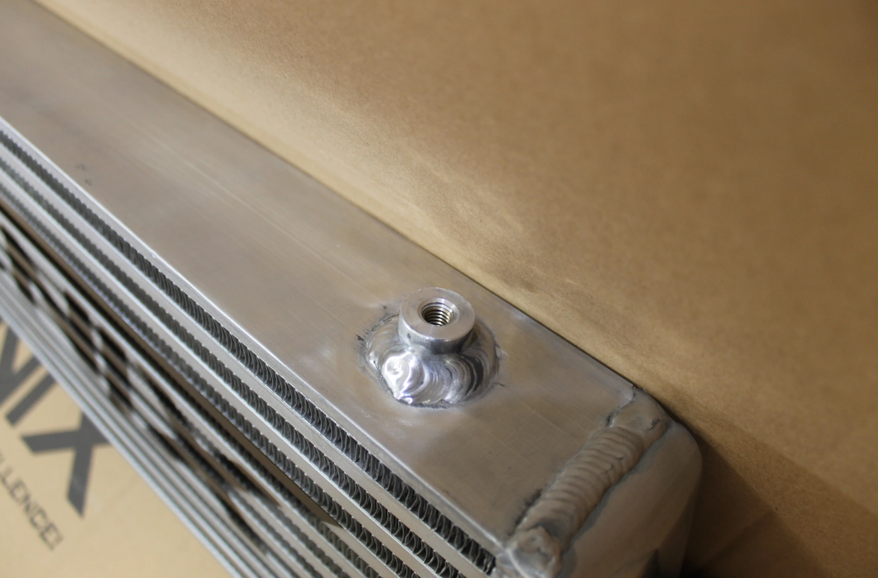 Bar & Plate Intercooler (Core Size 180x550x65mm. 2.5