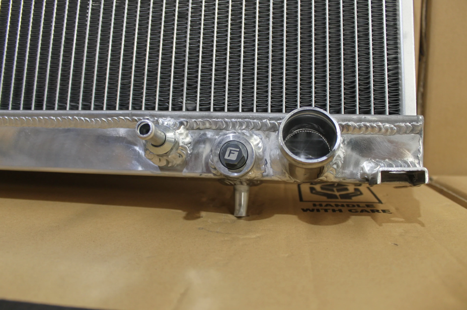 Mitsubishi Delica 4cyl & WA Express 4cyl Full Alloy Performance Radiator GEN II