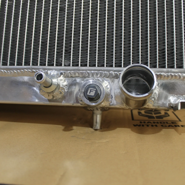 Mitsubishi Delica 4cyl & WA Express 4cyl Full Alloy Performance Radiator GEN II